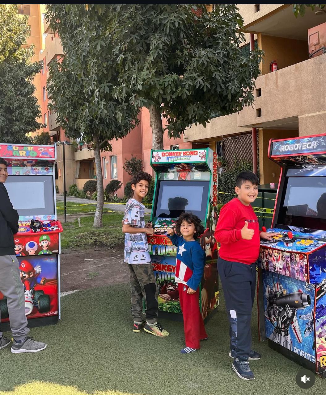Promoción "C" (1 Arcade +1 Hockey Grande+ 1 taca taca profesional)